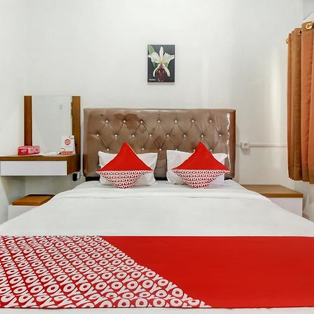 Oyo Life 3415 Penginapan Wimane Palembang Dış mekan fotoğraf